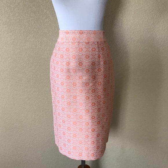 Banana Republic Floral Jacquard Pencil Skirt, Size 2 - Picture 1 of 10